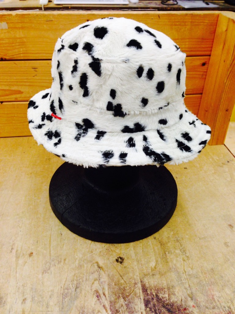 hat1