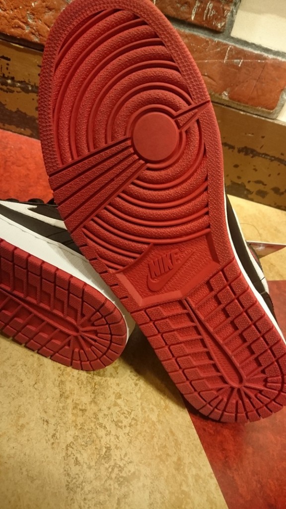 nike air jordan 1 mid (5)