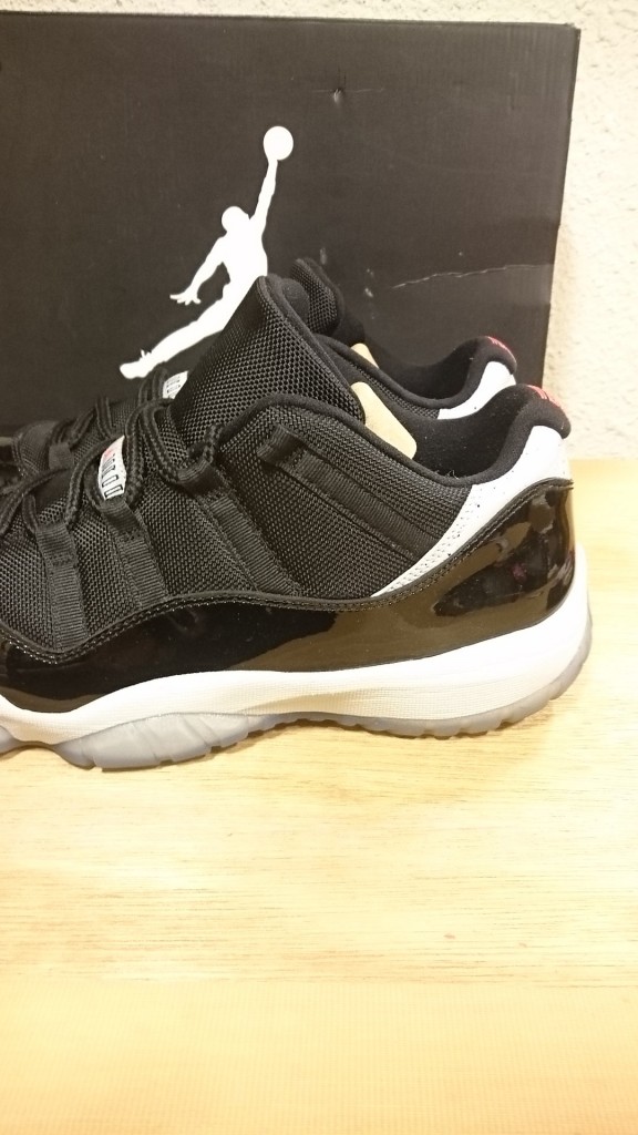 JORDAN 11 LOW INFRARED (3)