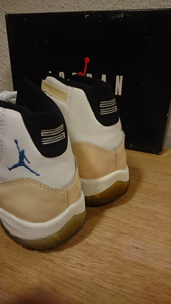 JORDAN 11 OG COLUMBIA (4)