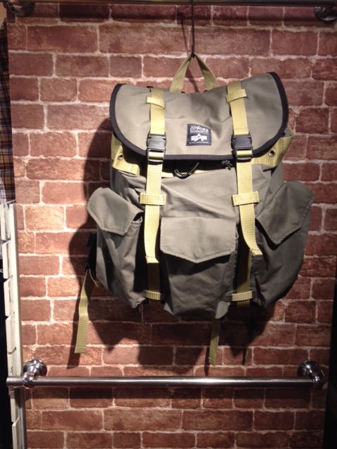 Manhattan Portage ×ALPHA (1)