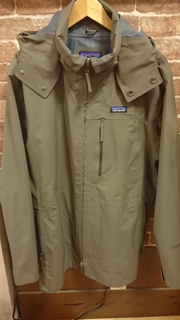 patagonia gore-tex (1)