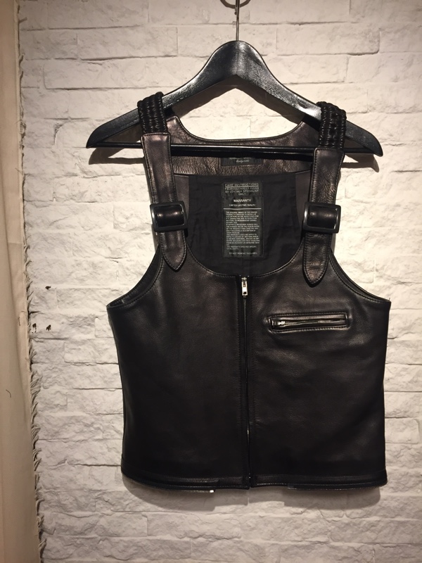 UNUSED アンユーズド　レザーベスト　leather vest black